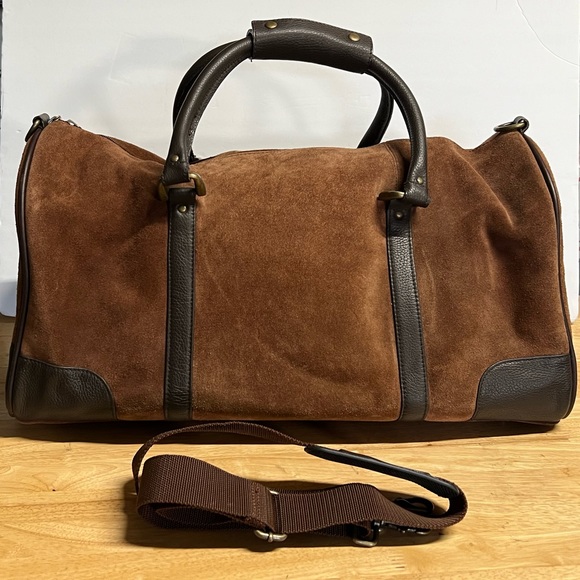 Overnight Travel Bag Brown Suede and Leather with long detachable strap - Picture 2 of 15